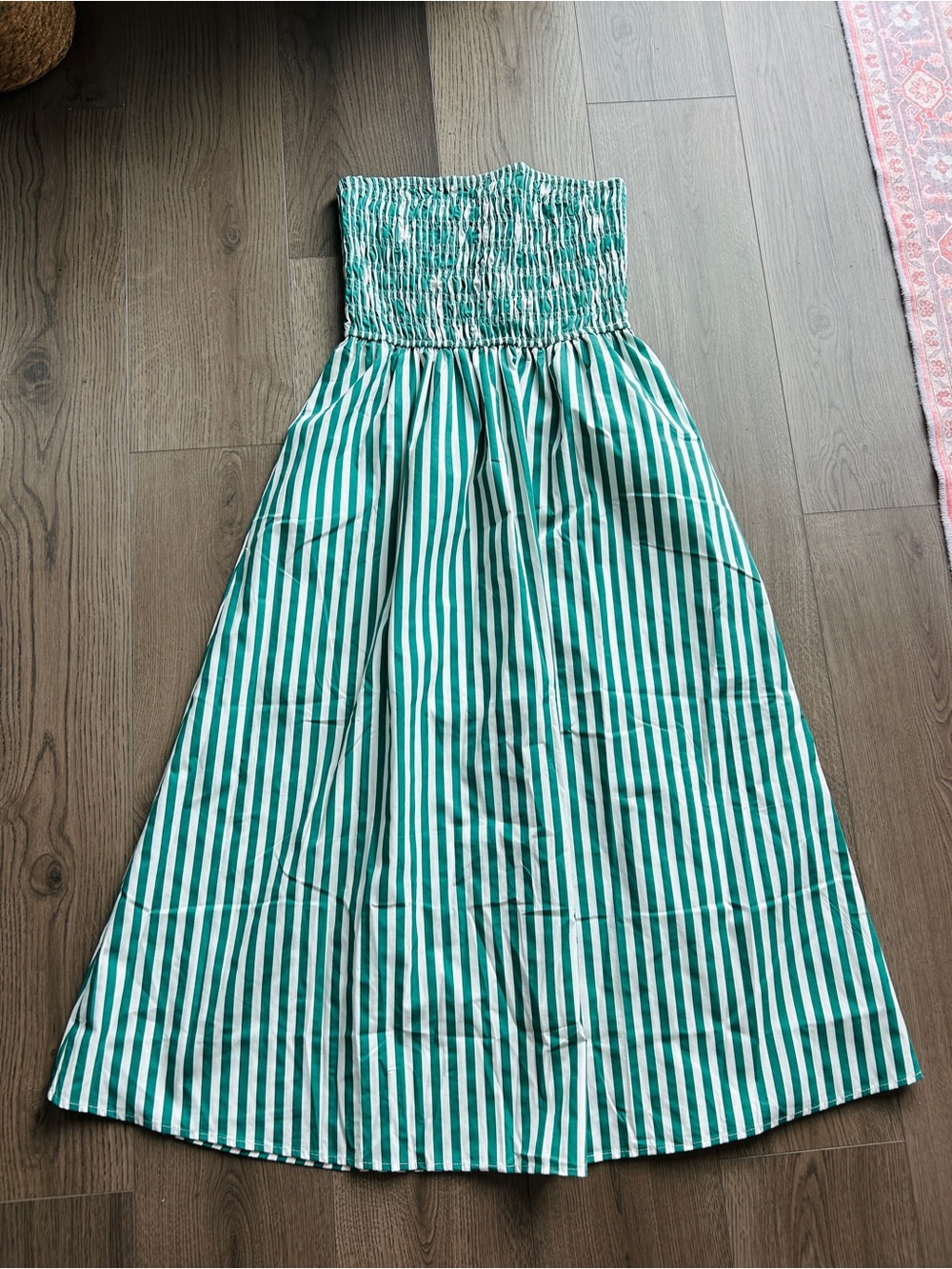 Tuckernuck Moon River Green & White Stripe Smocked Maxi NWoT size Medium - Picture 1 of 4